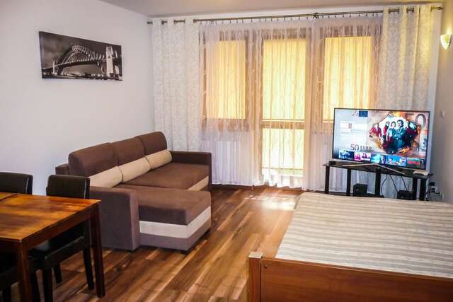 Апартаменты Apartament z ogródkiem w Parku Zdrojowym Свиноуйсьце-5